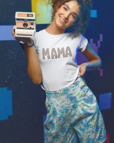 Βαμβακερό γυναικείο t-shirt λευκό με σχέδιο MAMA σε λεοπάρ μοτίβο